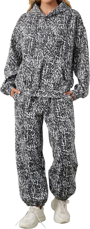Camo Sweatsuits for Women Set 2 Piece Camo Hoodies Maple Leaf Print Oversized Sweatshirt Lounge Sets Fall Outfits
