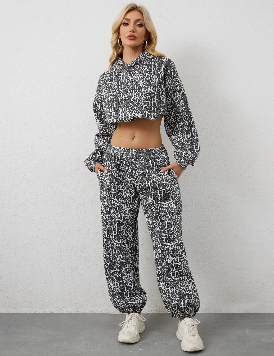 Camo Sweatsuits for Women Set 2 Piece Camo Hoodies Maple Leaf Print Oversized Sweatshirt Lounge Sets Fall Outfits
