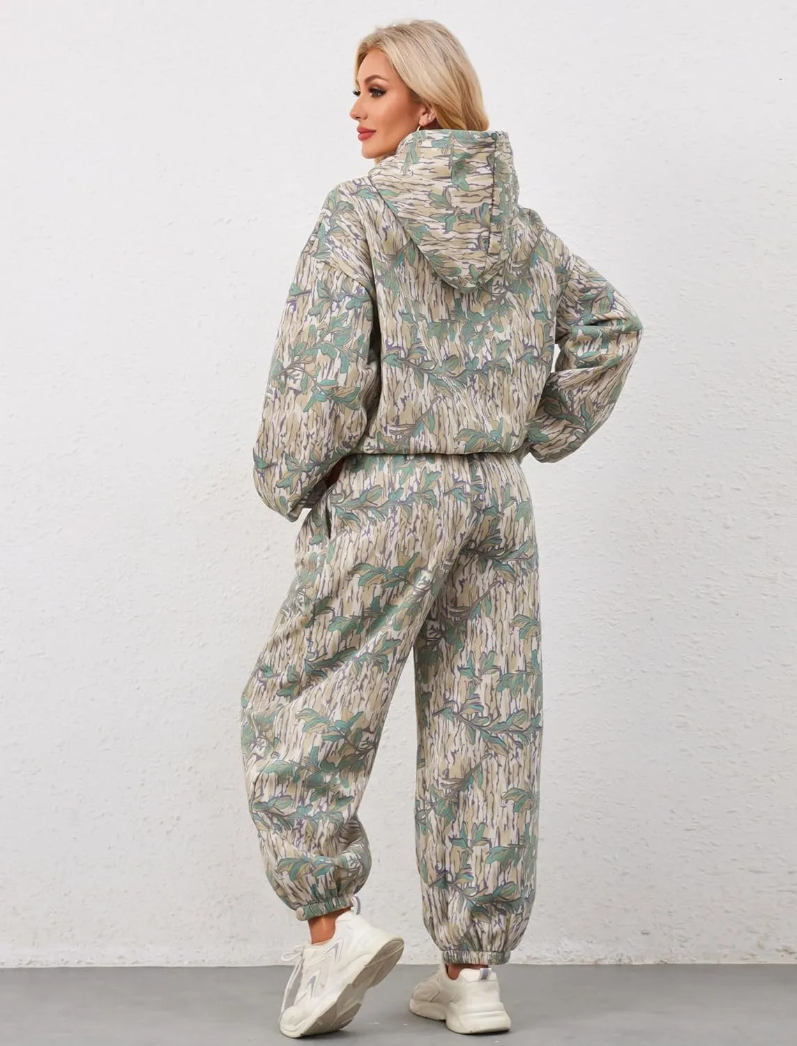 Camo Sweatsuits for Women Set 2 Piece Camo Hoodies Maple Leaf Print Oversized Sweatshirt Lounge Sets Fall Outfits