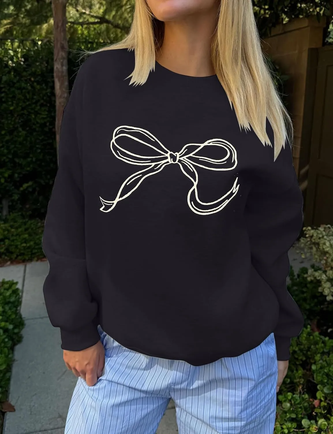 Women Oversized Sweatshirt Bow Crewneck Long Sleeve Fleece Pullover Top Clean Girl Aesthetic Fall Sweatshirt Outfits