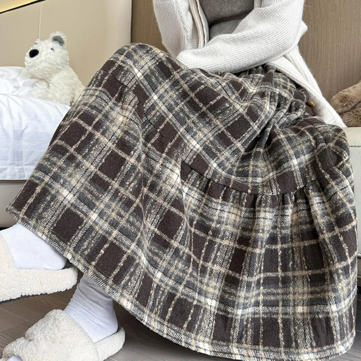 Women Plaid Woolen Midi Skirt Winter Elastic High Waist Tiered Ruffle A-Line Skirts Vintage Casual Flowy Swing Skirt