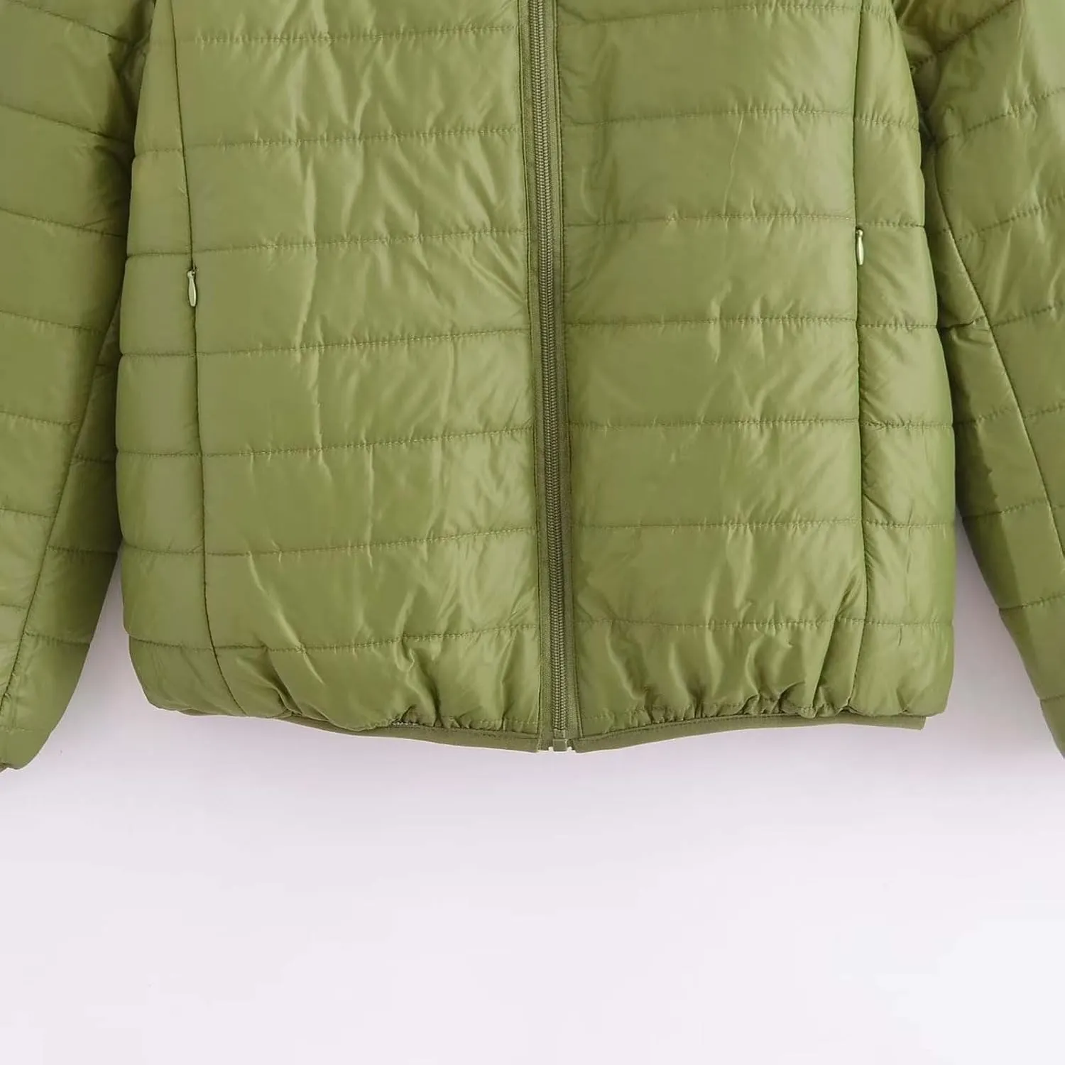Women's Quilted Winter Coats Winter Short Hooded Warm Padded Puffer Jacket Fleece Lined Down Jackets with Pockets